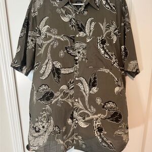 H&M Floral Casual Button Down Shirt